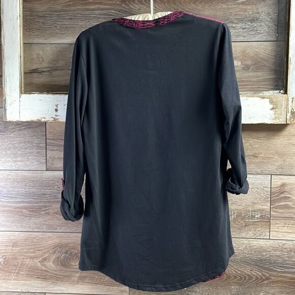 Coral Bay Ladies Vneck Pullover Blouse Top, Suze Small, Dark Red and Black - Picture 7 of 9